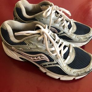 Saucony Prestige athletic shoes, great cond size 7
